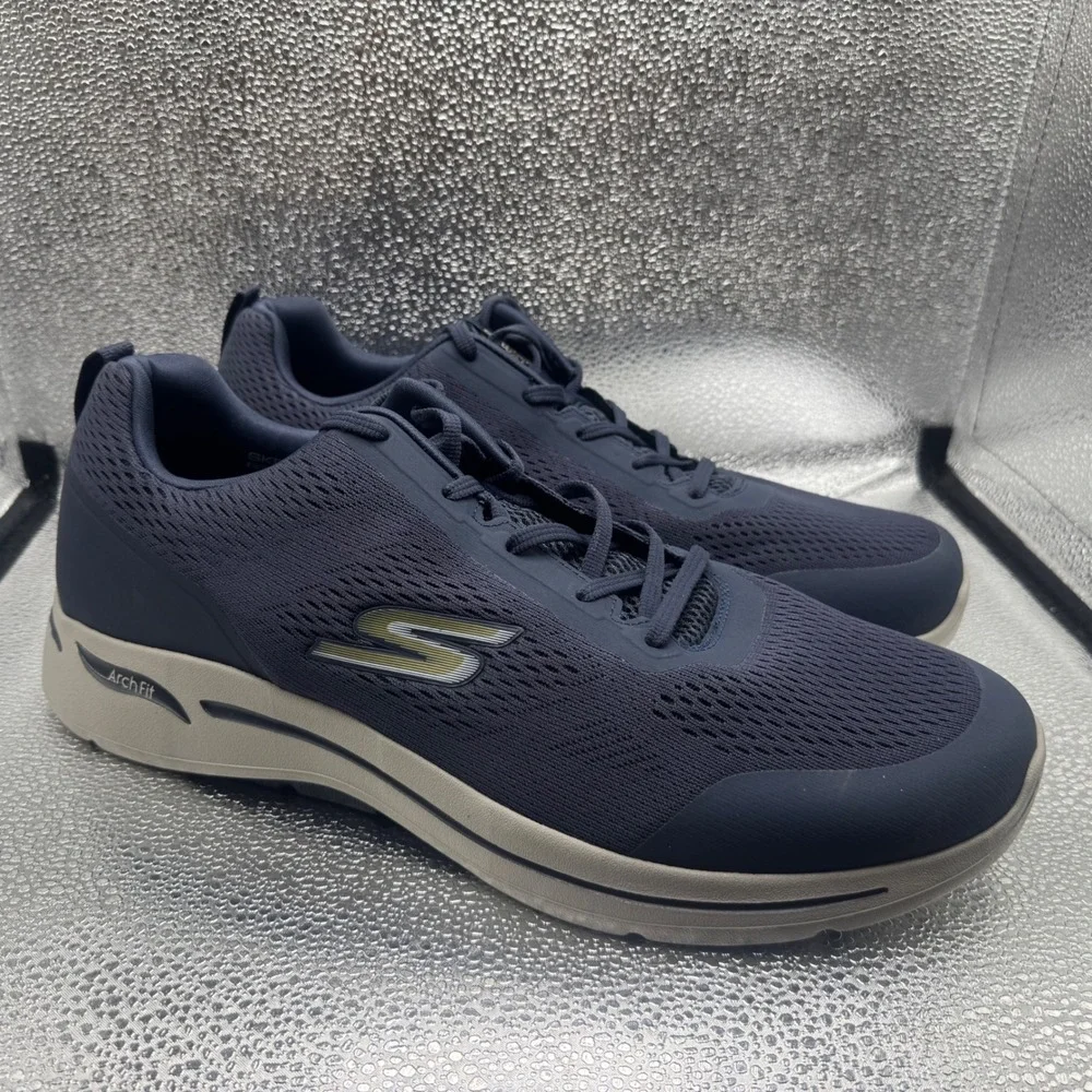 Size 15 Skechers Go Walk Arch Fit Sneaker Mens Navy Excellent Wide Fit 216116WW
